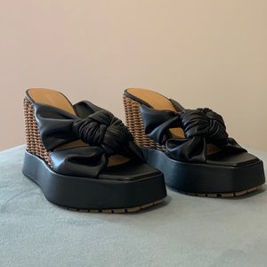 Never worn Paloma Barcelo wedges